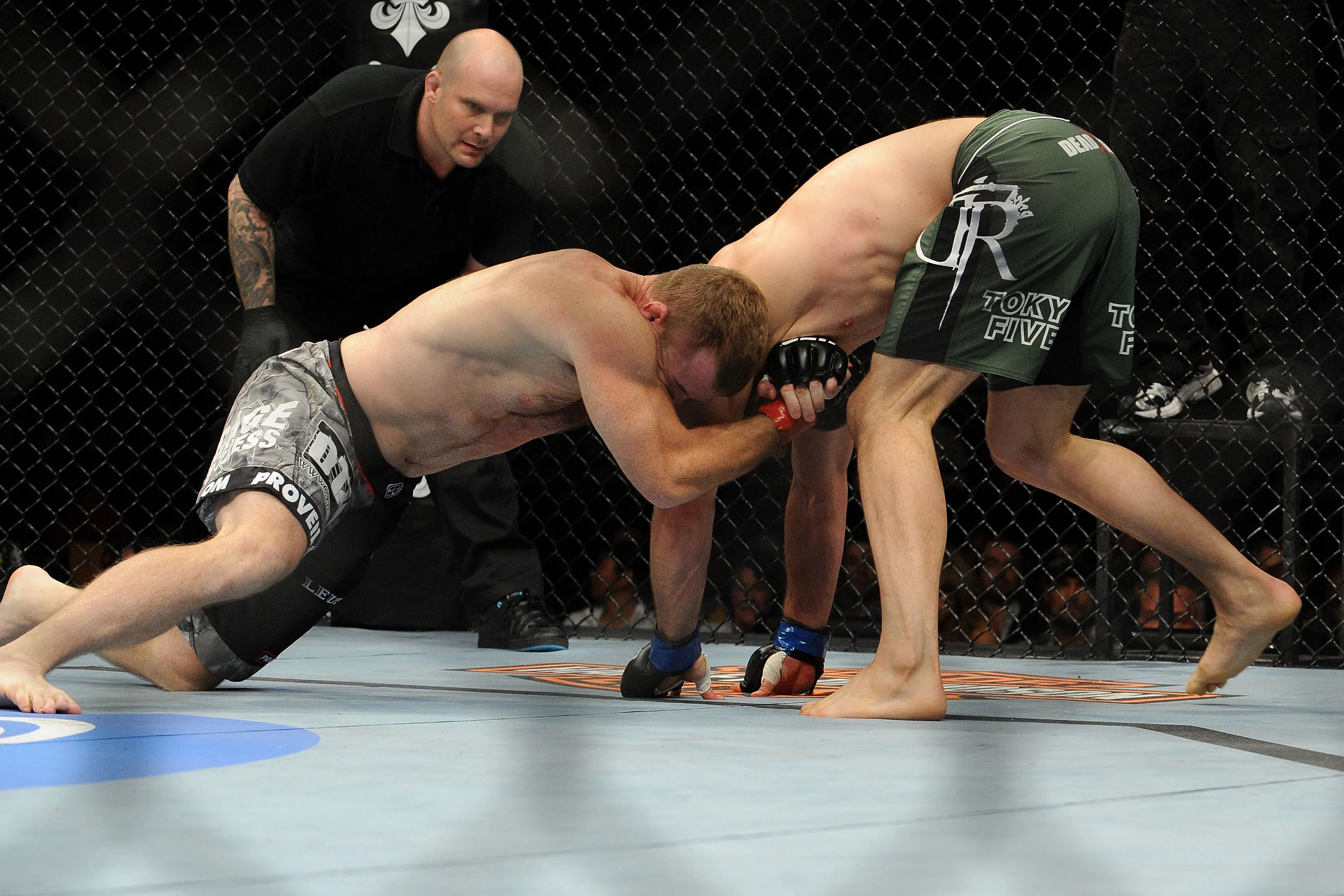 David Avellan demonstrating a front headlock